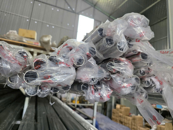 Aluminum extrusion profiles