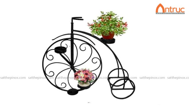 Iron art rack