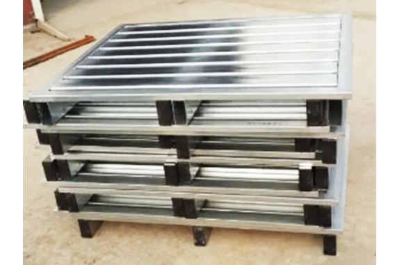 Steel pallets