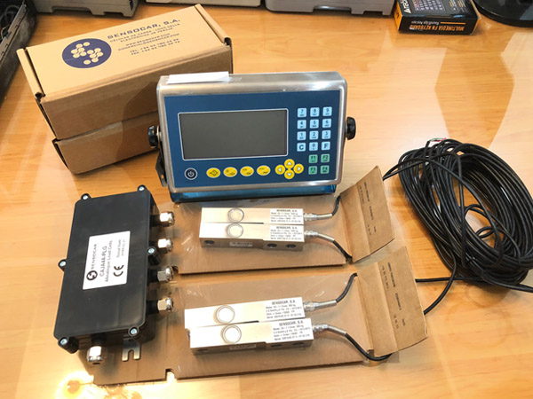 Weighing equipment and accessories