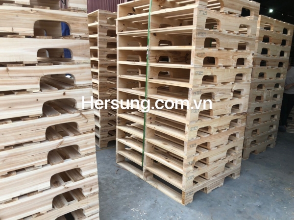 Wooden pallets