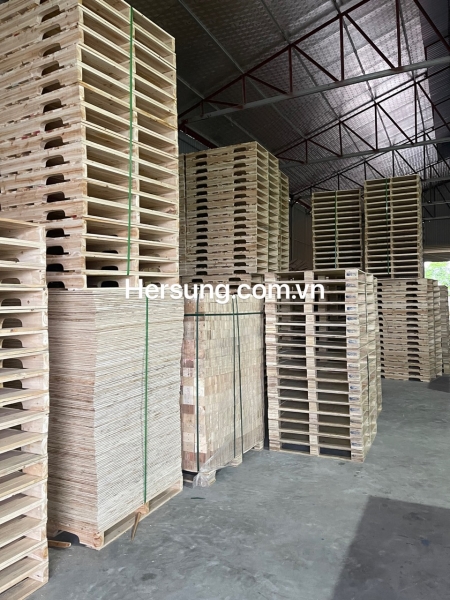 Wooden pallets