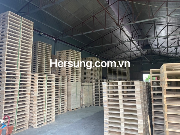 Wooden pallets