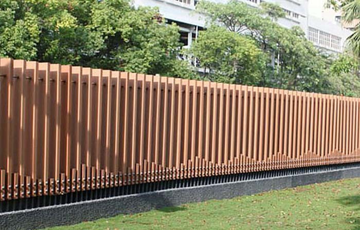Wood plastic fence