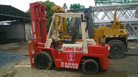 NISSAN 4 tons