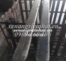 Forklift fork set