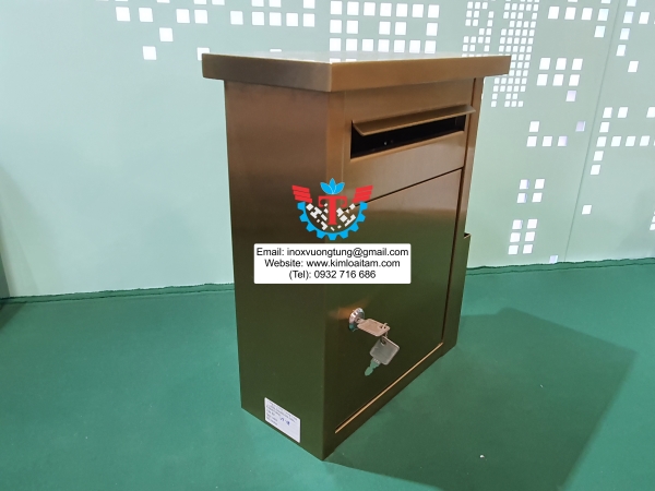 Apartment mailbox