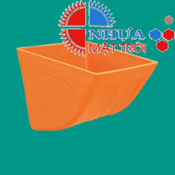 Plastic scoop