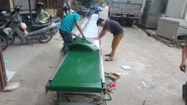 Plastic Conveyor Belts Functions