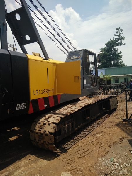 Crane rental