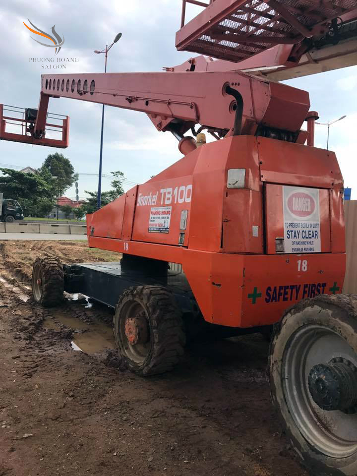 Lift truck rental