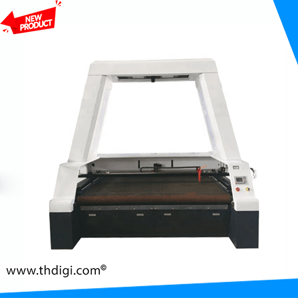 CCD1810 Laser Fabric Cutting Machine