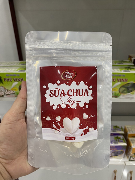 Freeze-dried yogurt