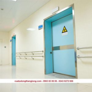 Automatic door