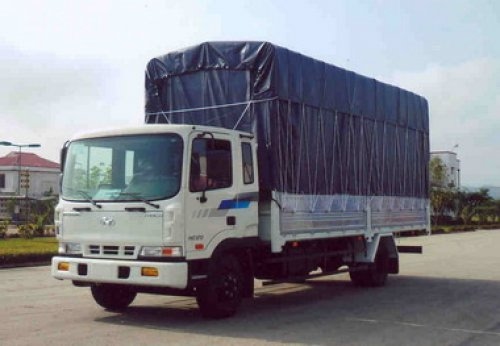 Animal feed transportation