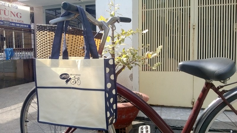 Non woven bag