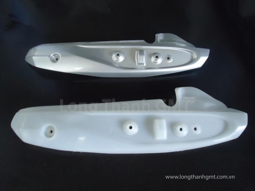 Plastic injection mold