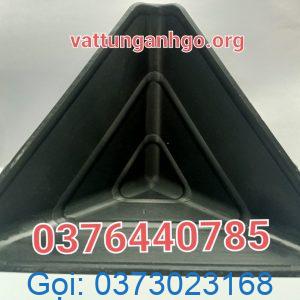 Plastic corner protector