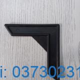 Plastic V corner