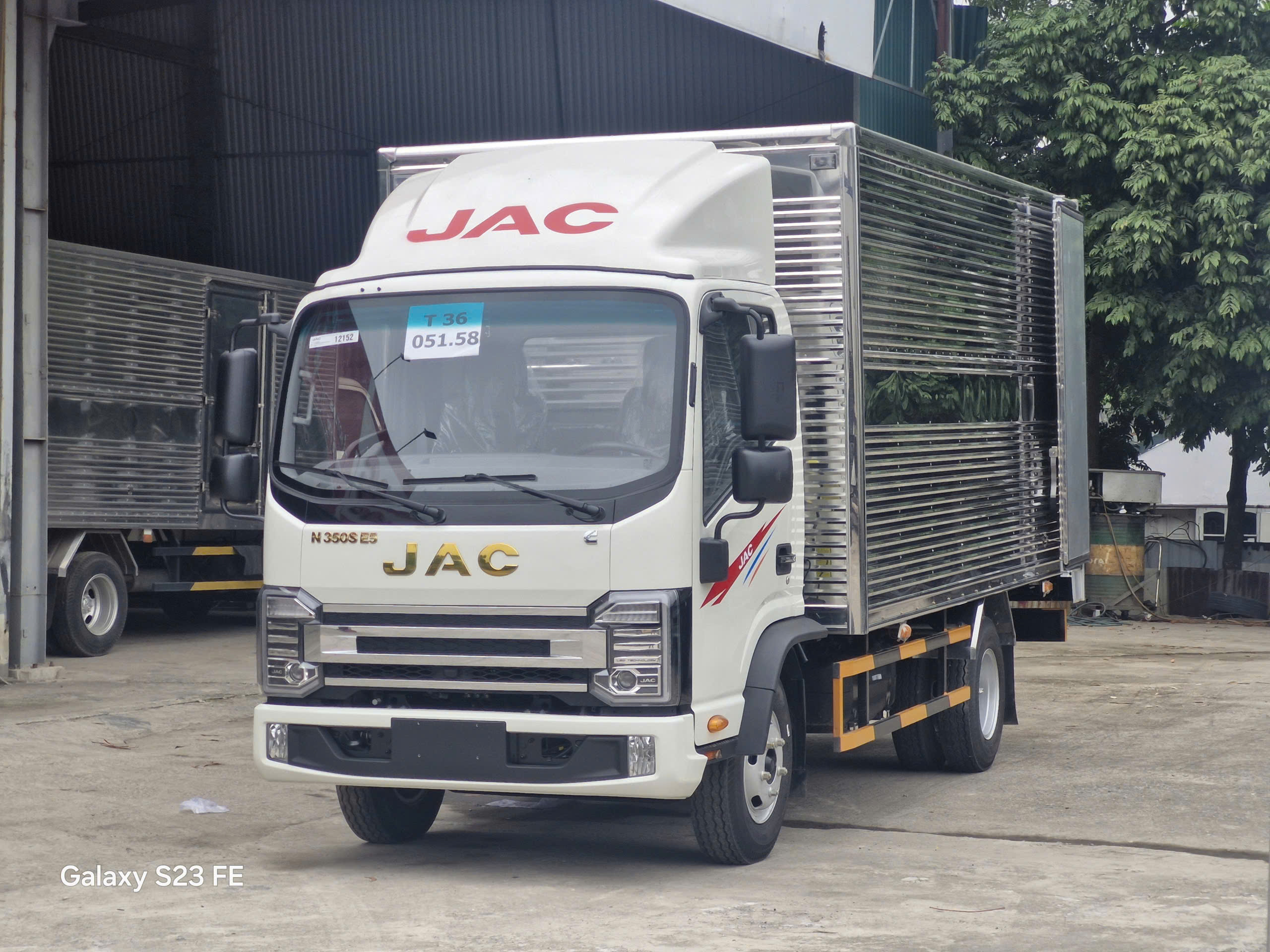 Truck