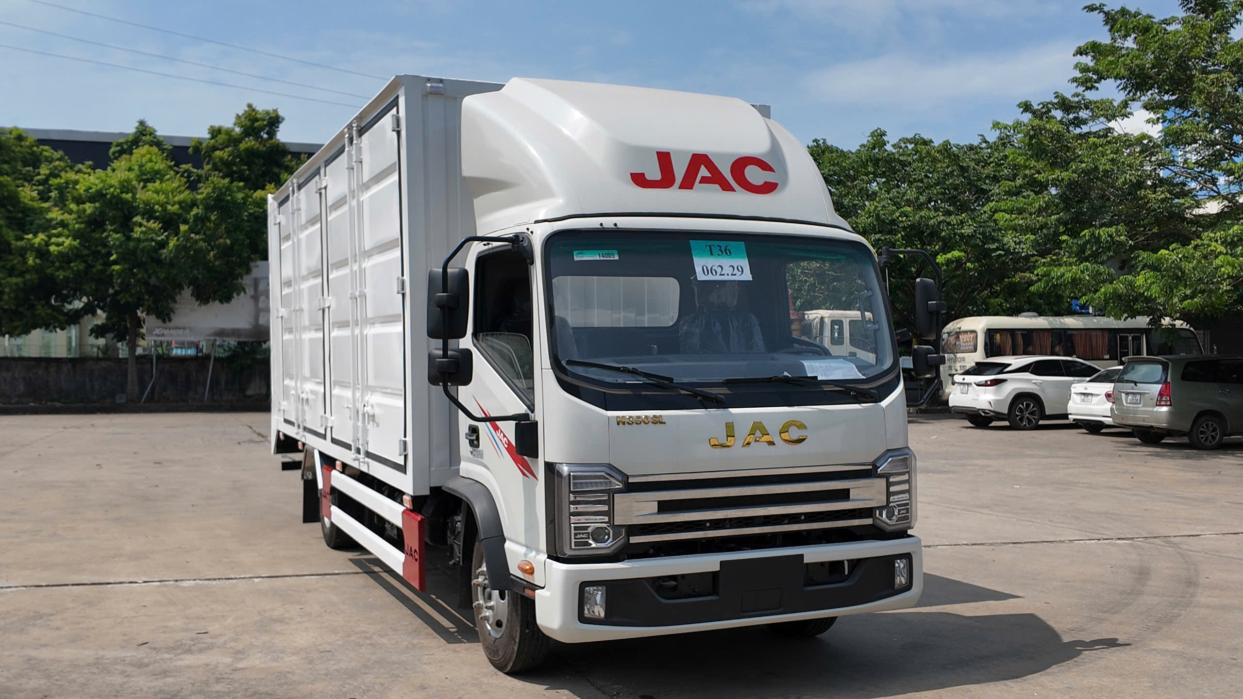 Truck