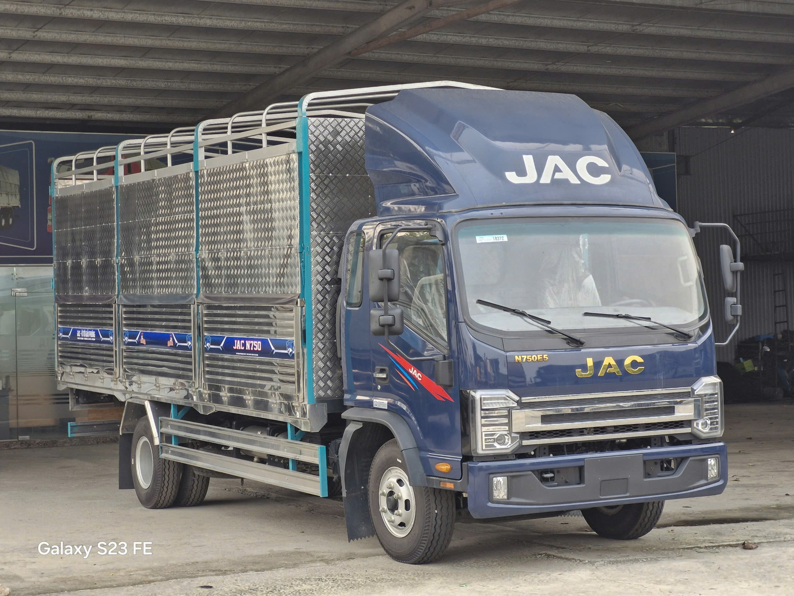 Truck