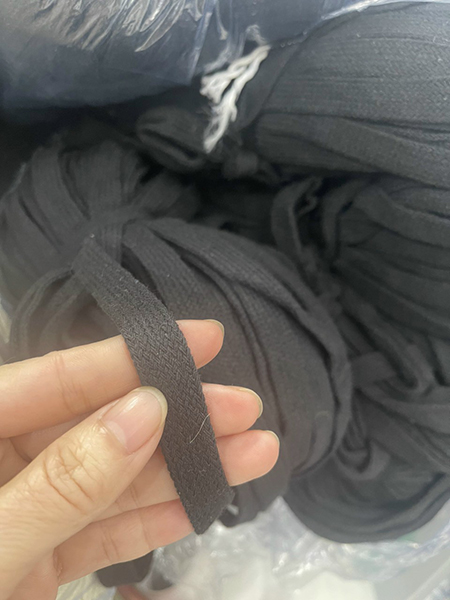 Woven tapes