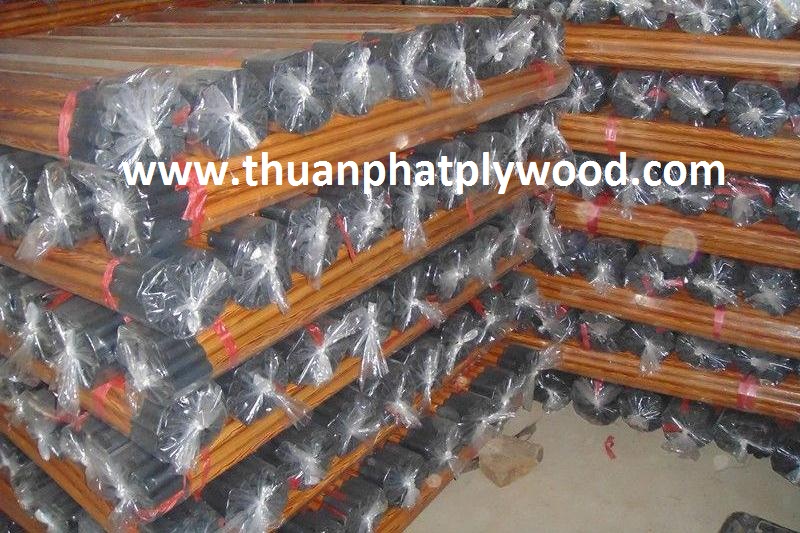 PVC coated wooden broom stick
