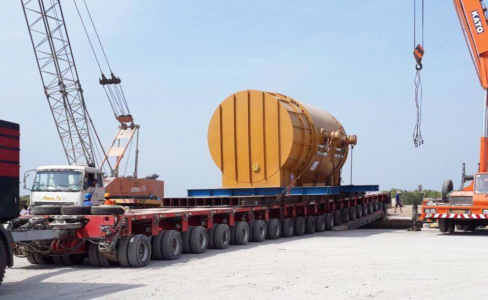 Oversized and overweight cargo transportation