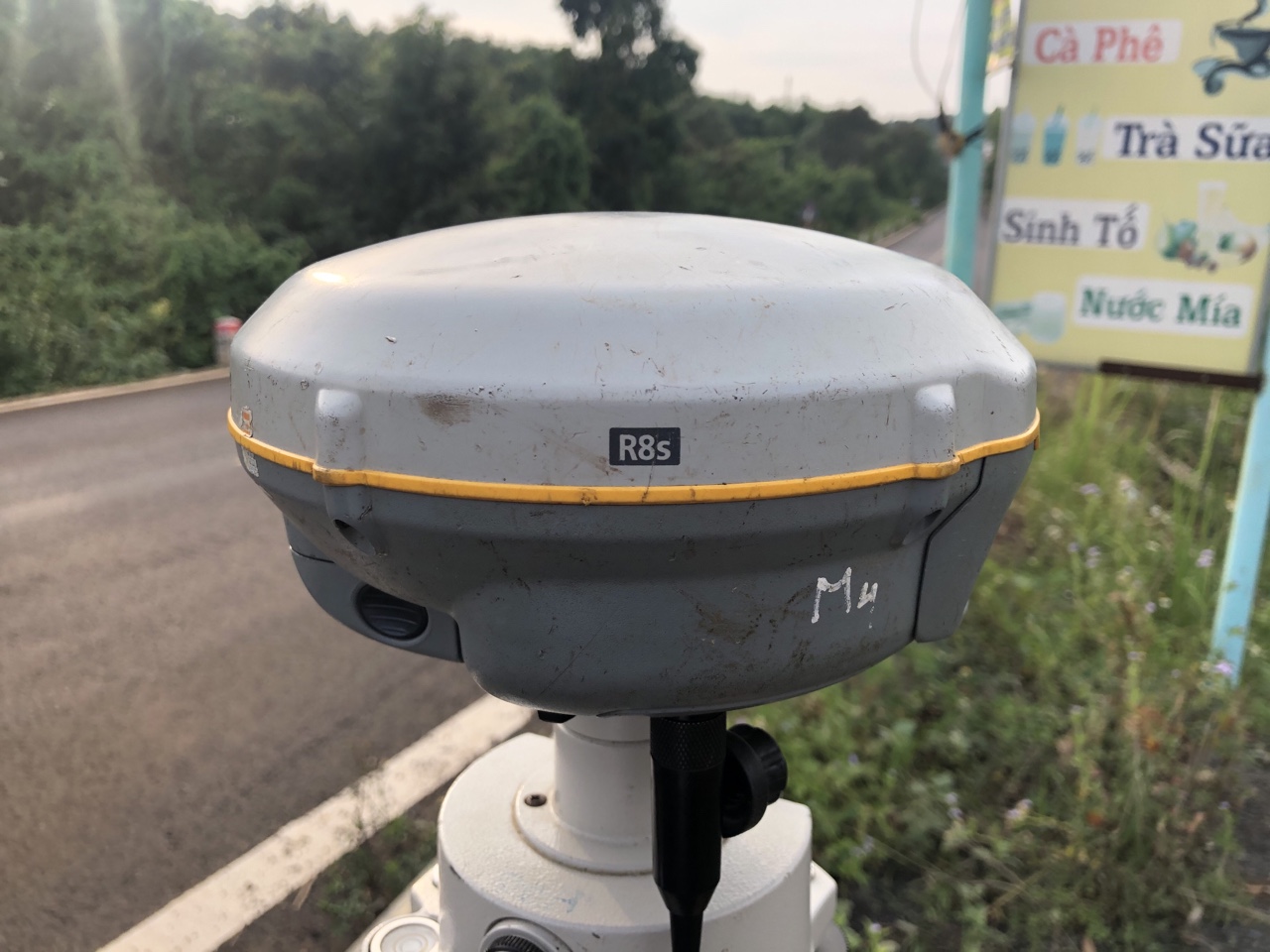 Máy GPS TRimble R8s