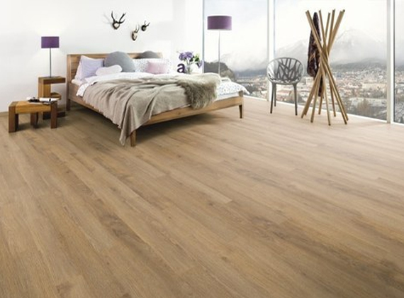 Laminated wood flooring
