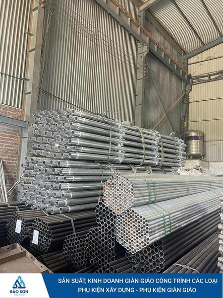 Wedge lock scaffolding
