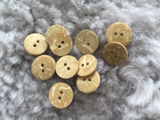 Coconut shell buttons