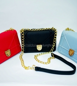 Ribbed flap Dior bag