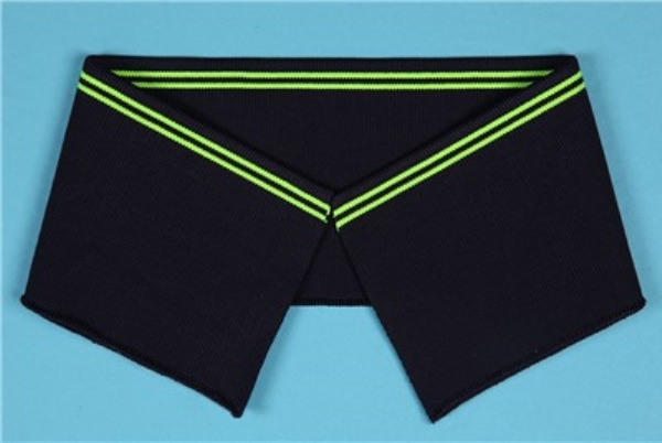 TC t-shirt collar