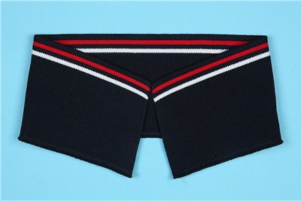 Plain t-shirt collars
