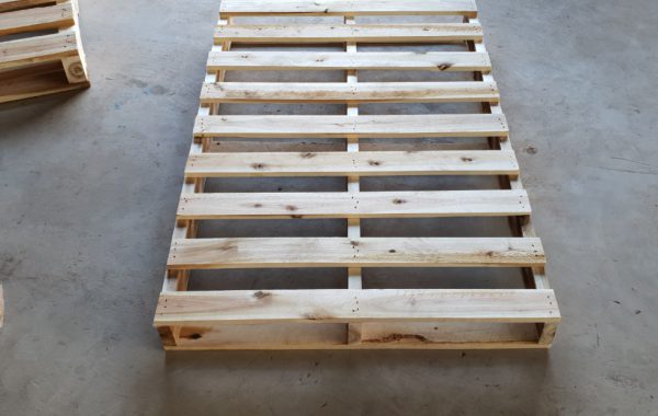 Wooden pallet