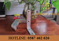Square angle bracket