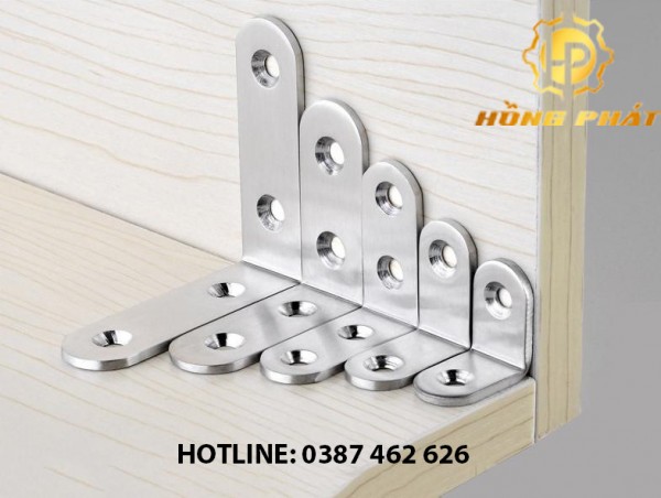 Square angle bracket