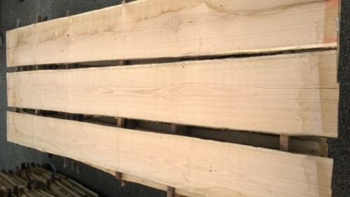 Red oak timber