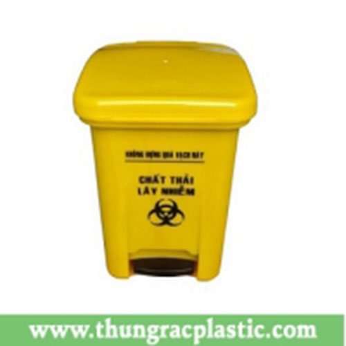 Hospital Wastebaskets