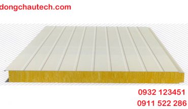 Sandwich panel