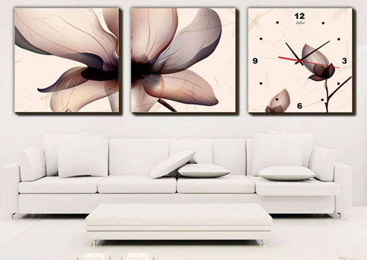 Picture Collage Clock