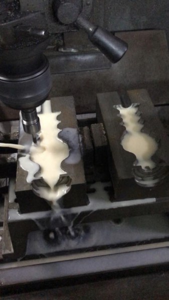 Handicraft bronze mold