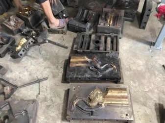 Handicraft bronze mold