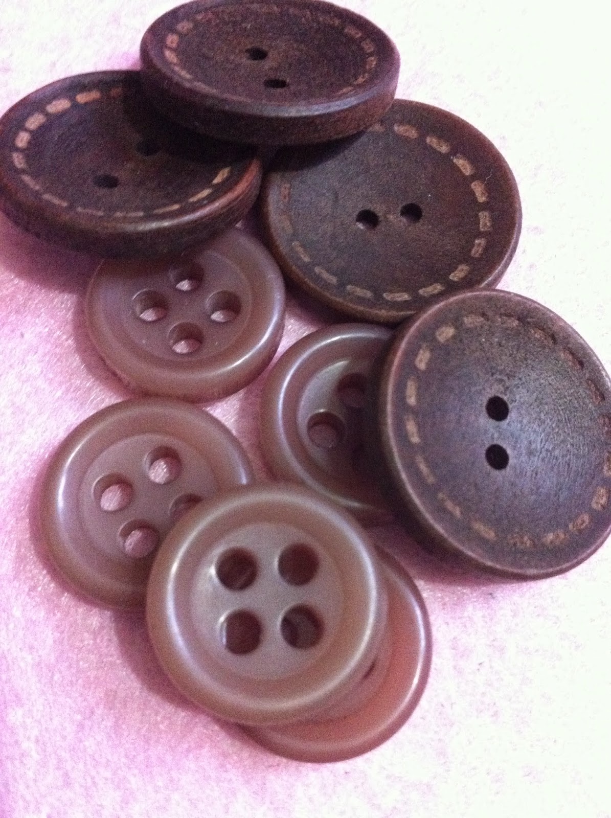 Wood button