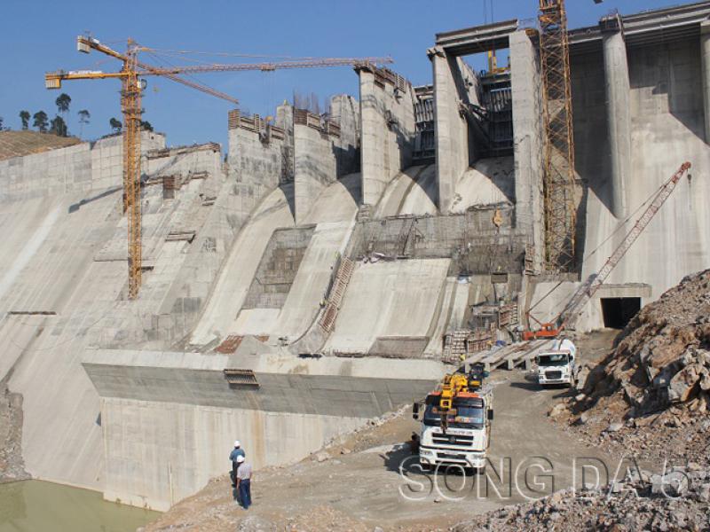 Hua Na Hyower Construction