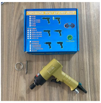 Impact screwdriver