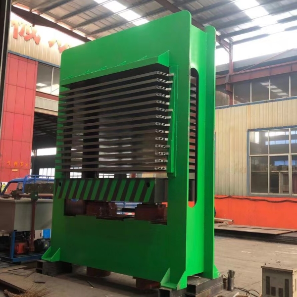 Plywood hot press machine