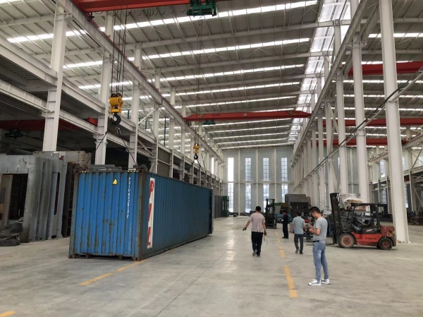 Load container